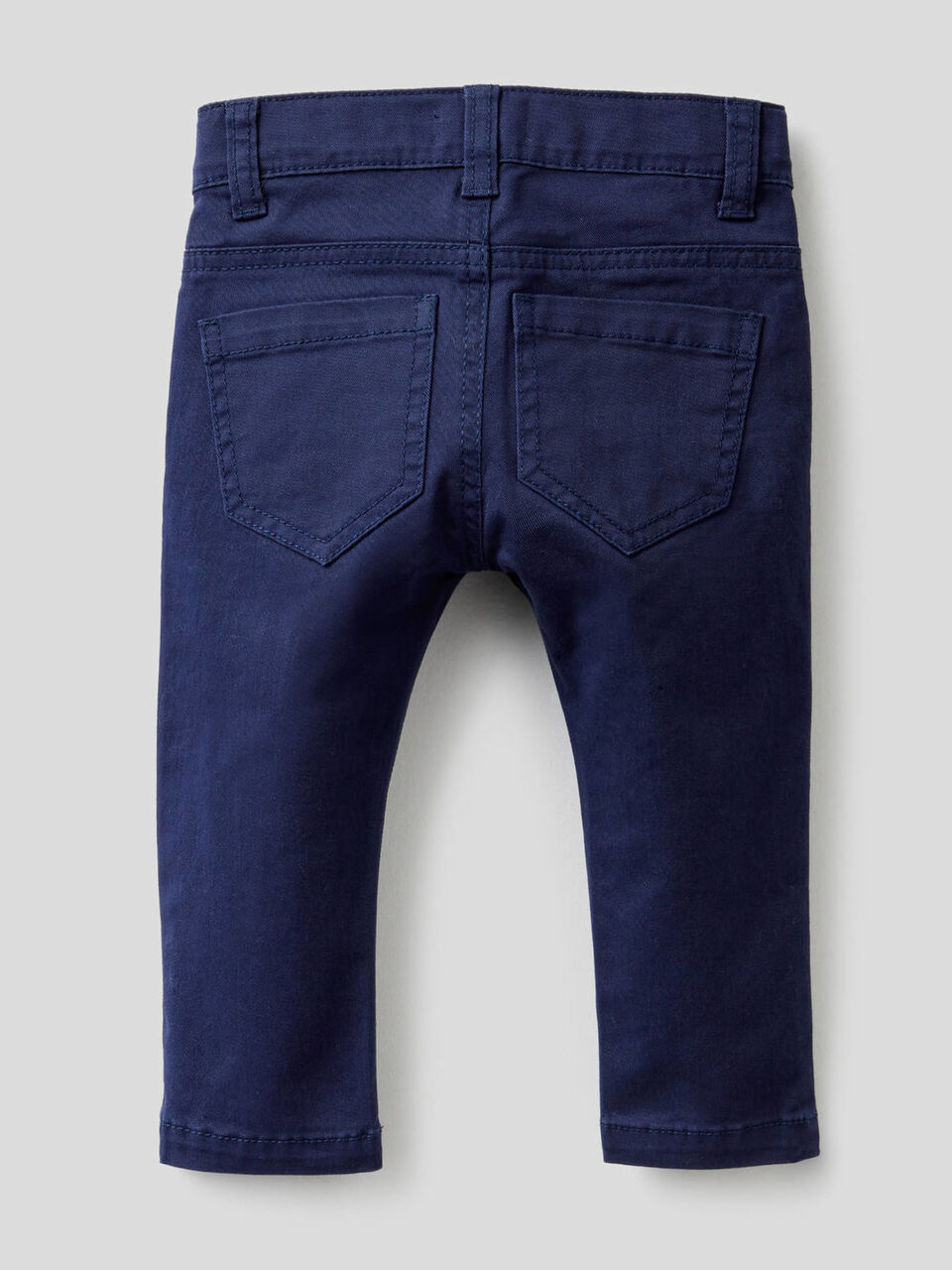 Slim fit trousers in stretch cotton image number 2