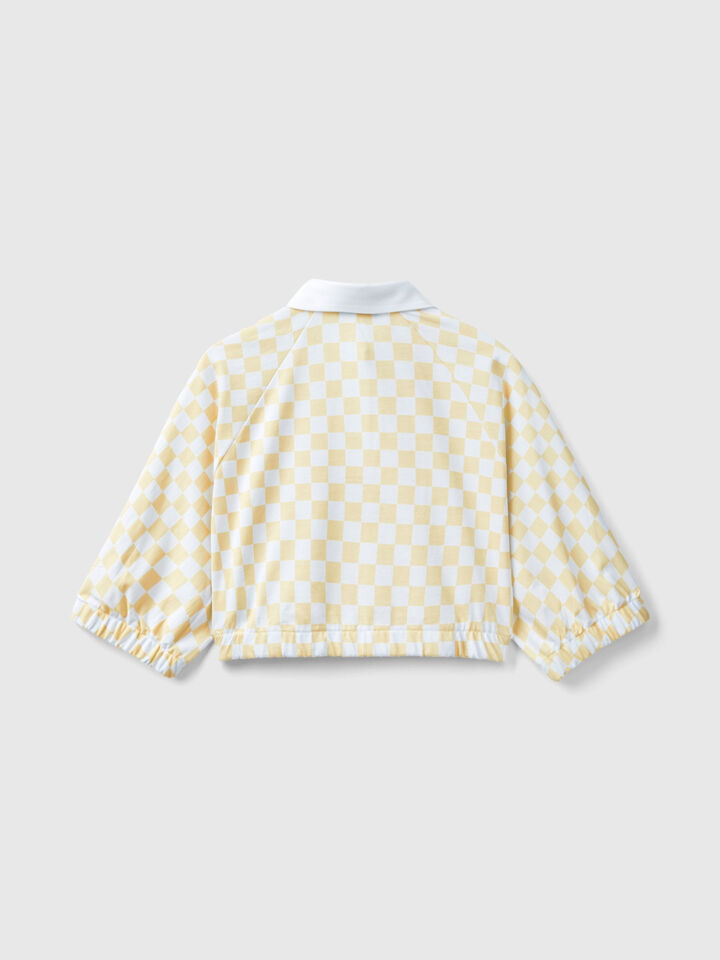 Cropped checkered top image number 2