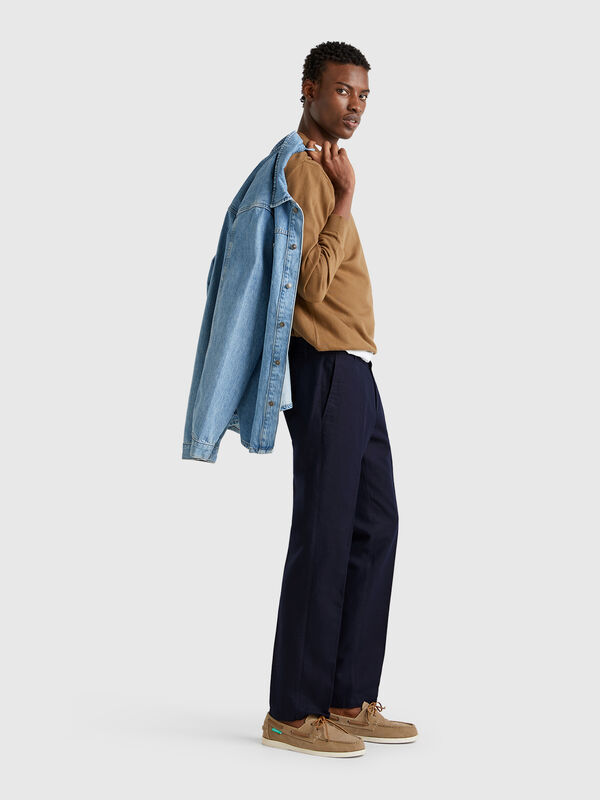 Slim fit chinos in linen blend Men