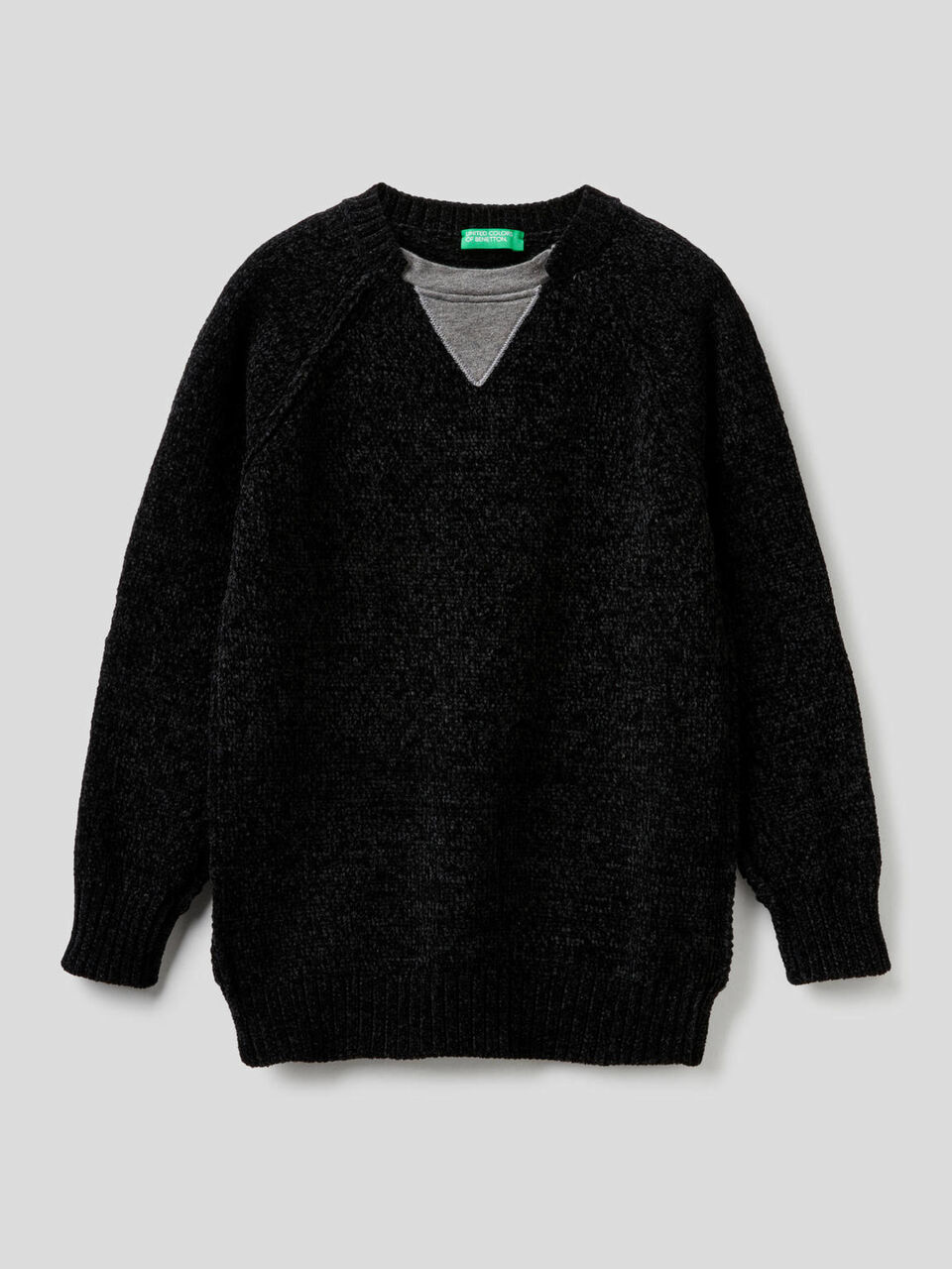 Chenille sweater with clashing details image number 1