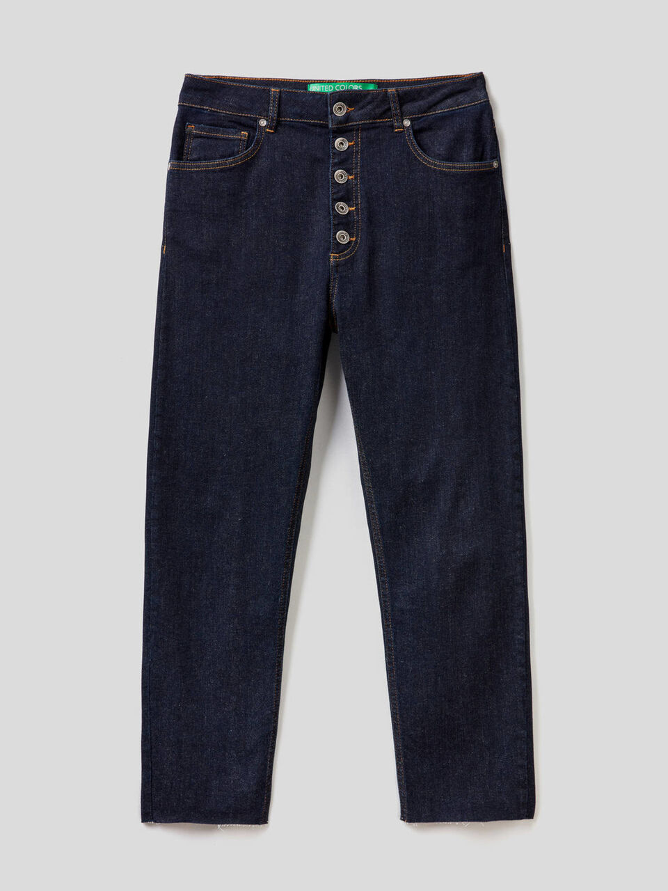 Five-pocket mom fit jeans image number 1