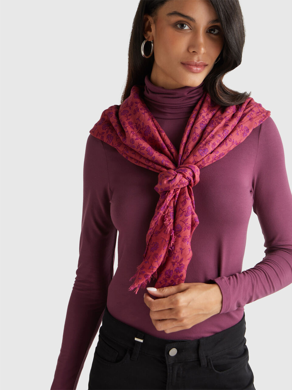 SCARF Women image number null