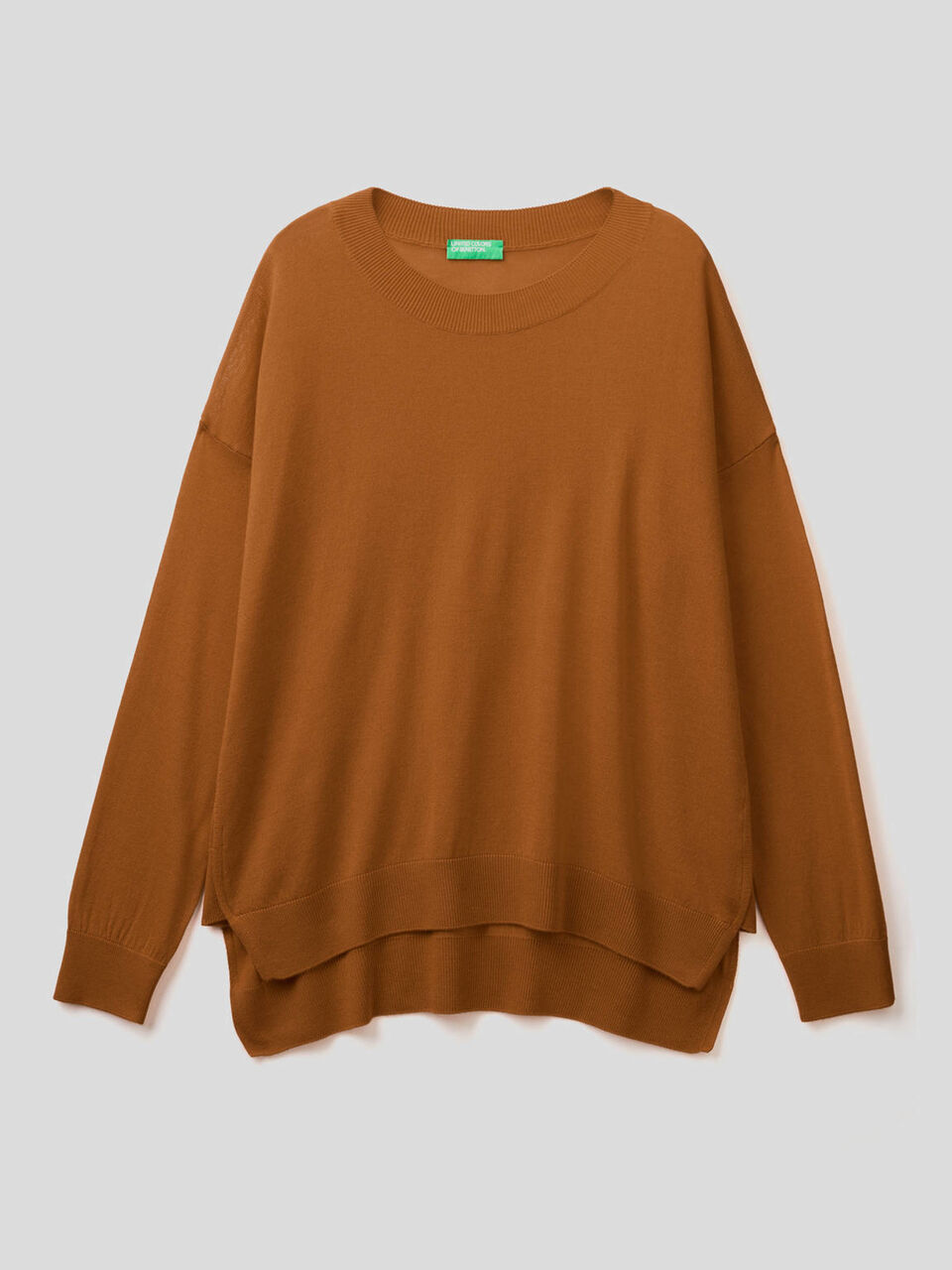 Relaxed fit sweater with slits image number 1