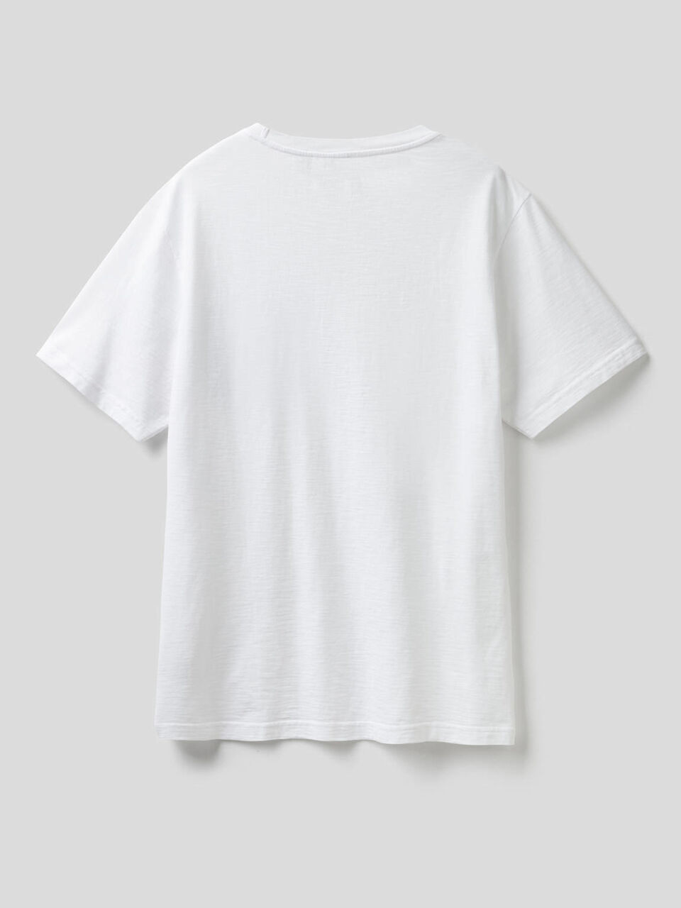 T-shirt with clashing pocket image number 2