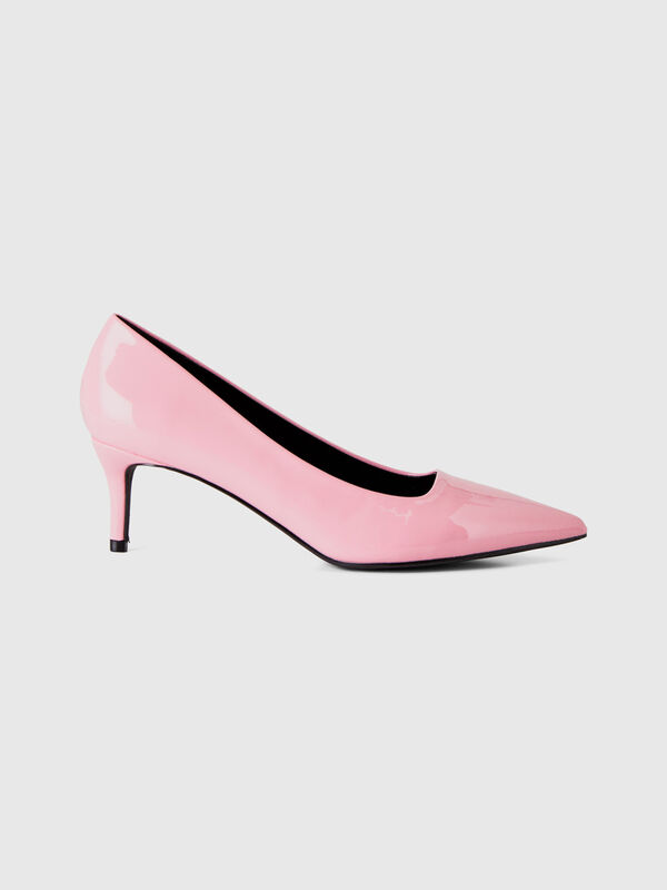 Pink pumps with patent leather heels Women