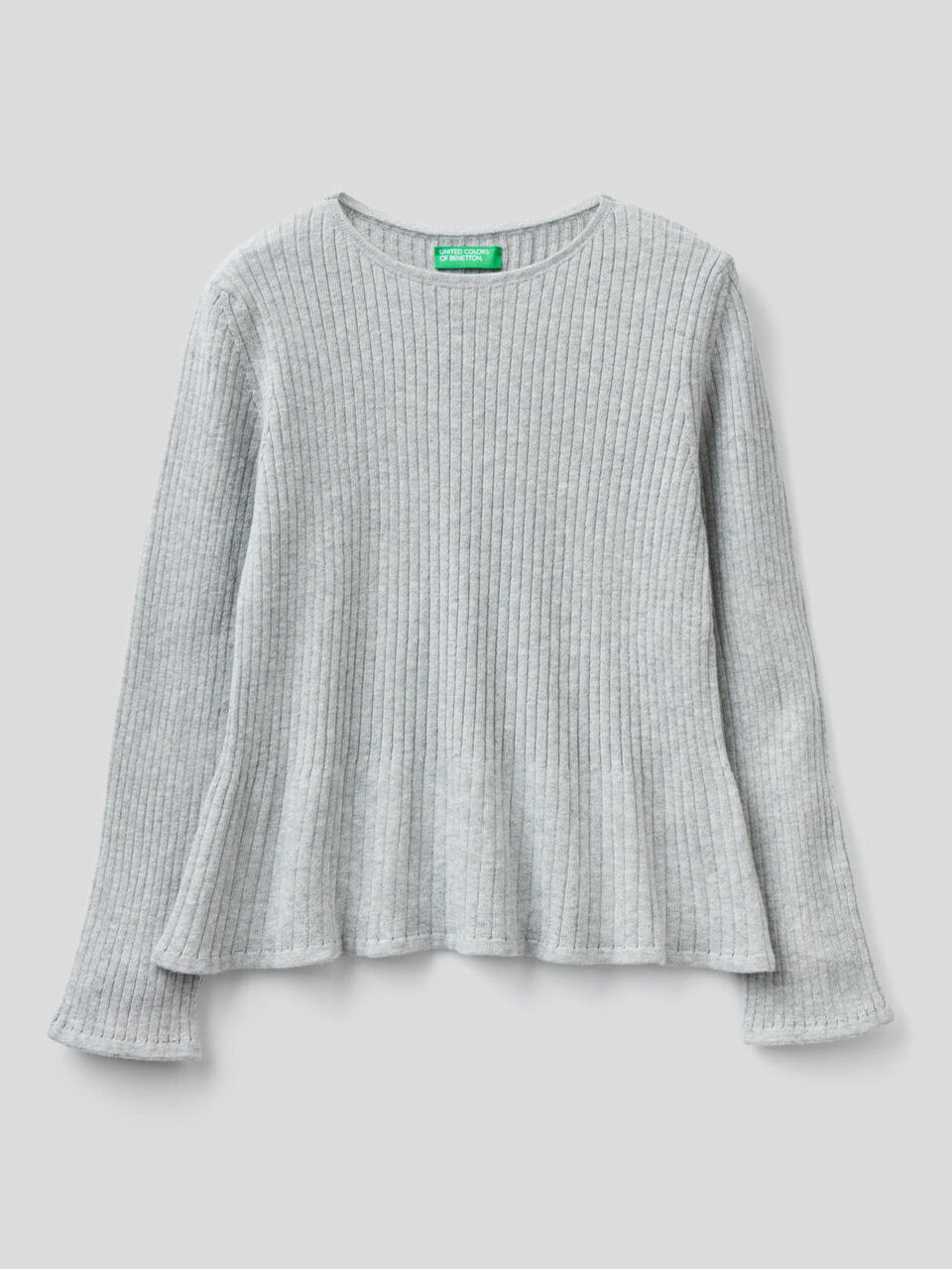 Ribbed knit sweater with flared bottom. image number 1