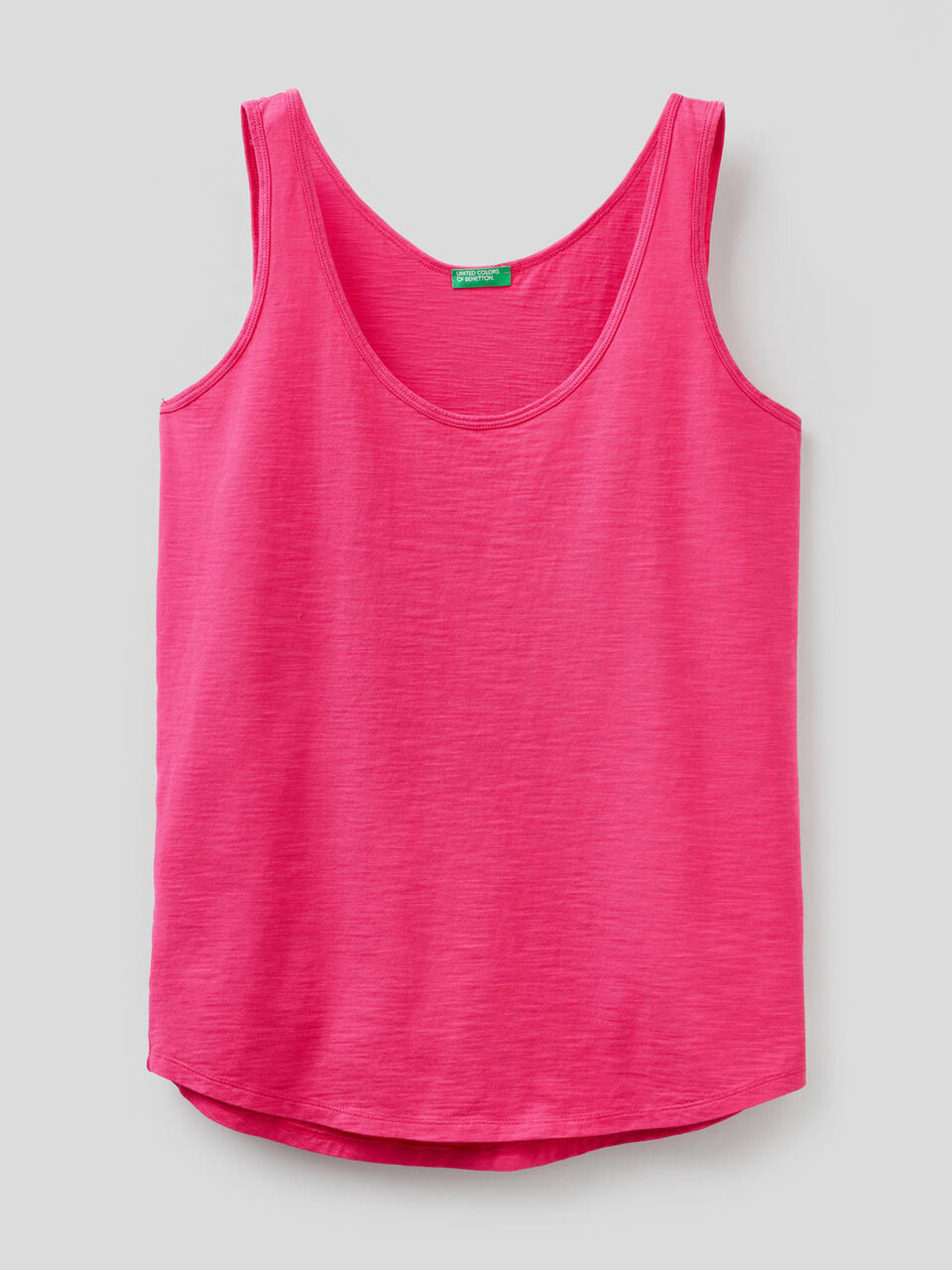 100% cotton tank top with rounded bottom image number 1