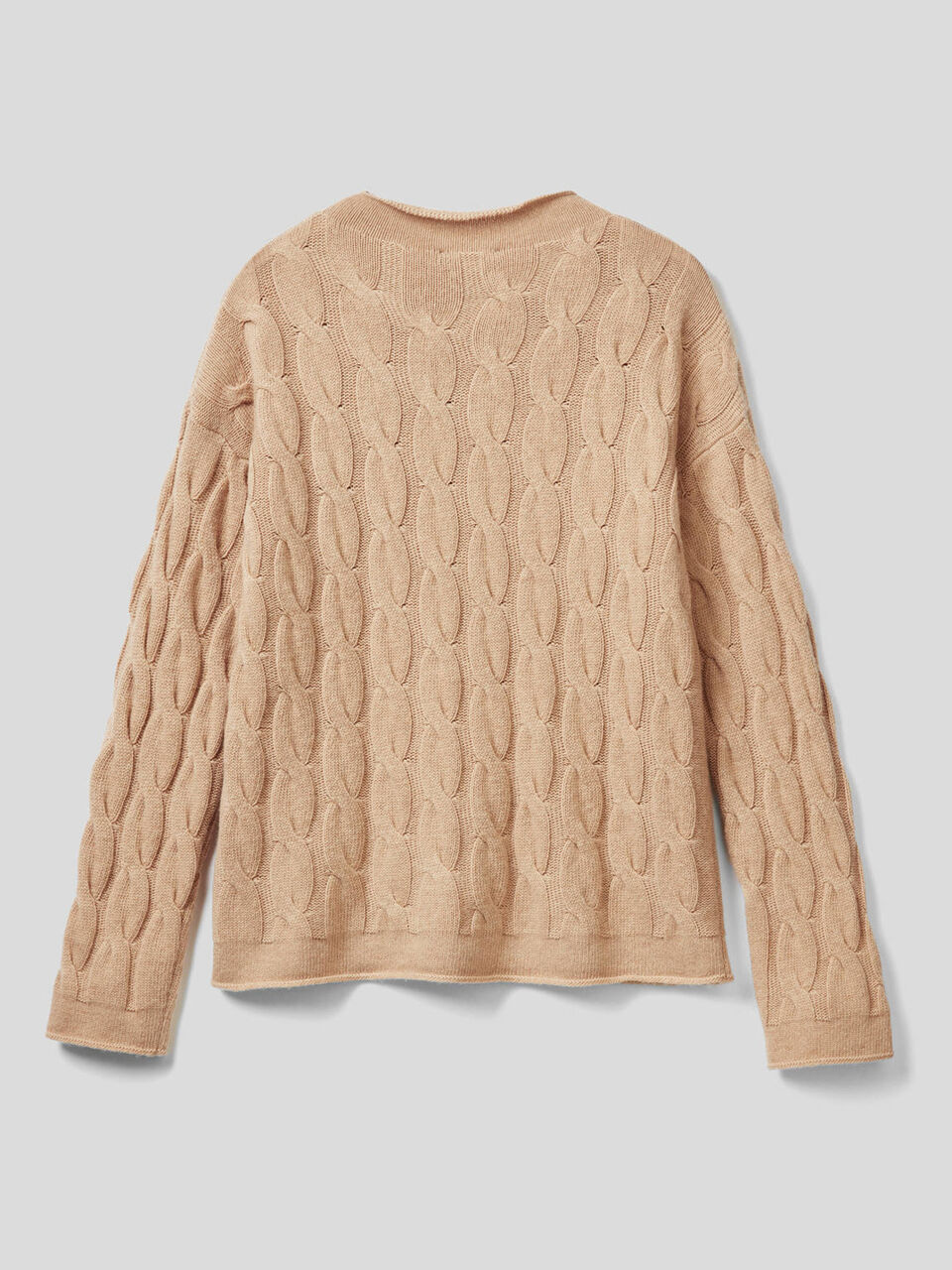 Cable knit sweater image number 2
