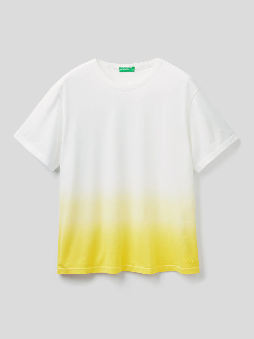 100% cotton faded look t-shirt image number 1