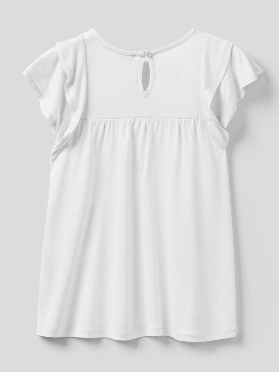 T-shirt with ruffles on the sleeves image number 2