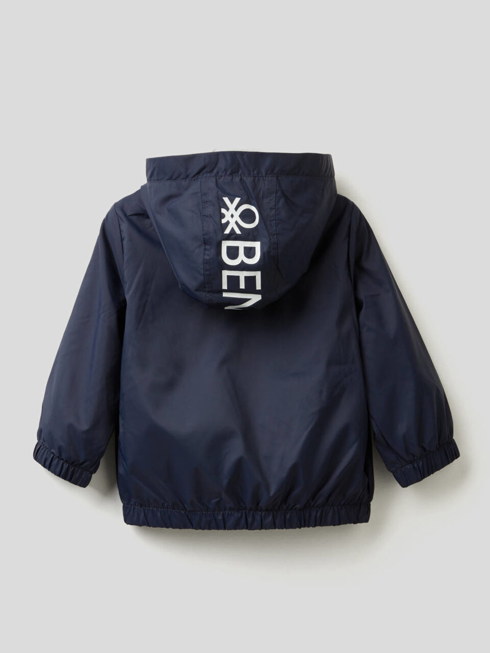 "Rain Defender" jacket with hood image number 2
