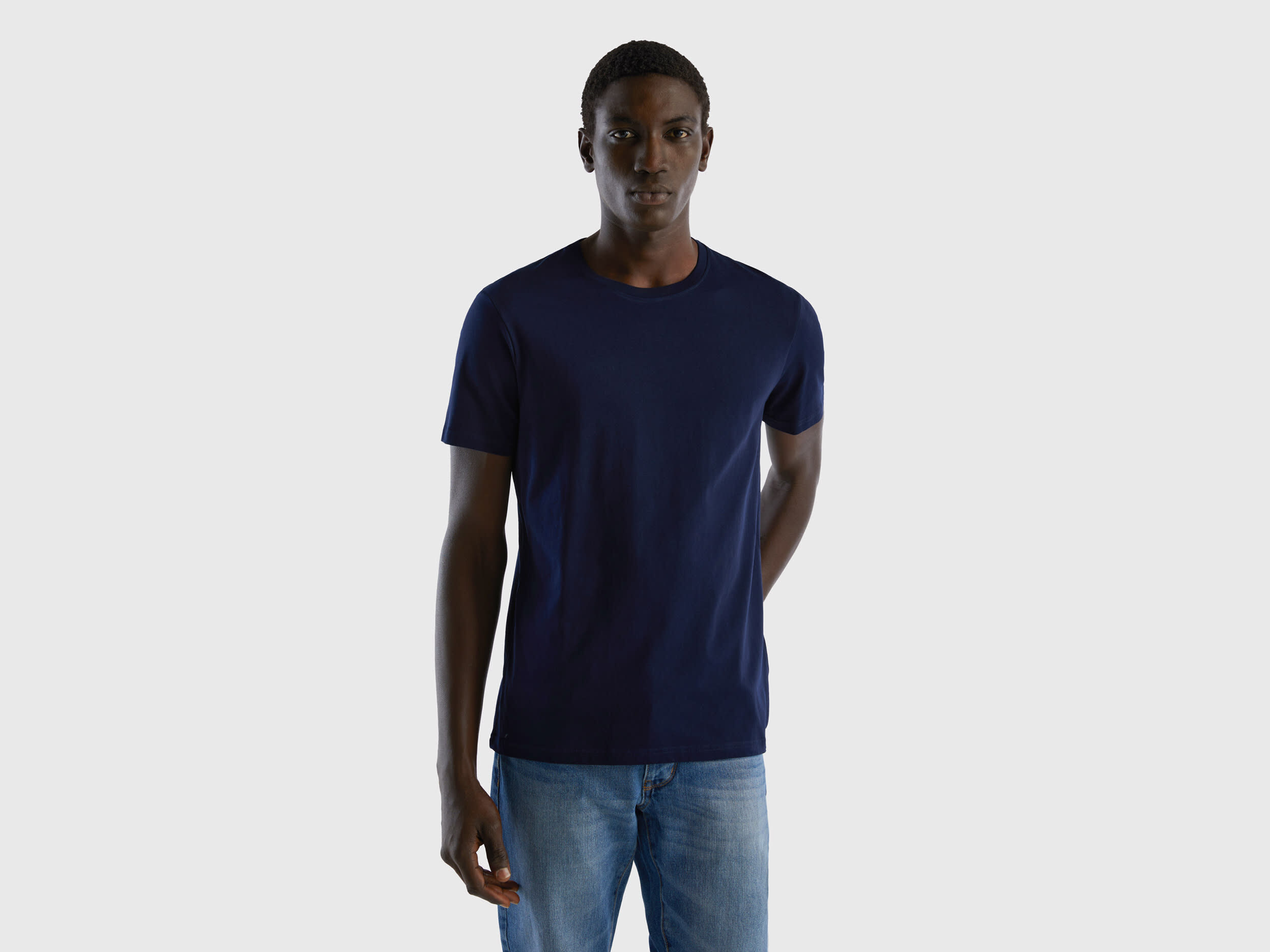 Dark blue t shirt cheap