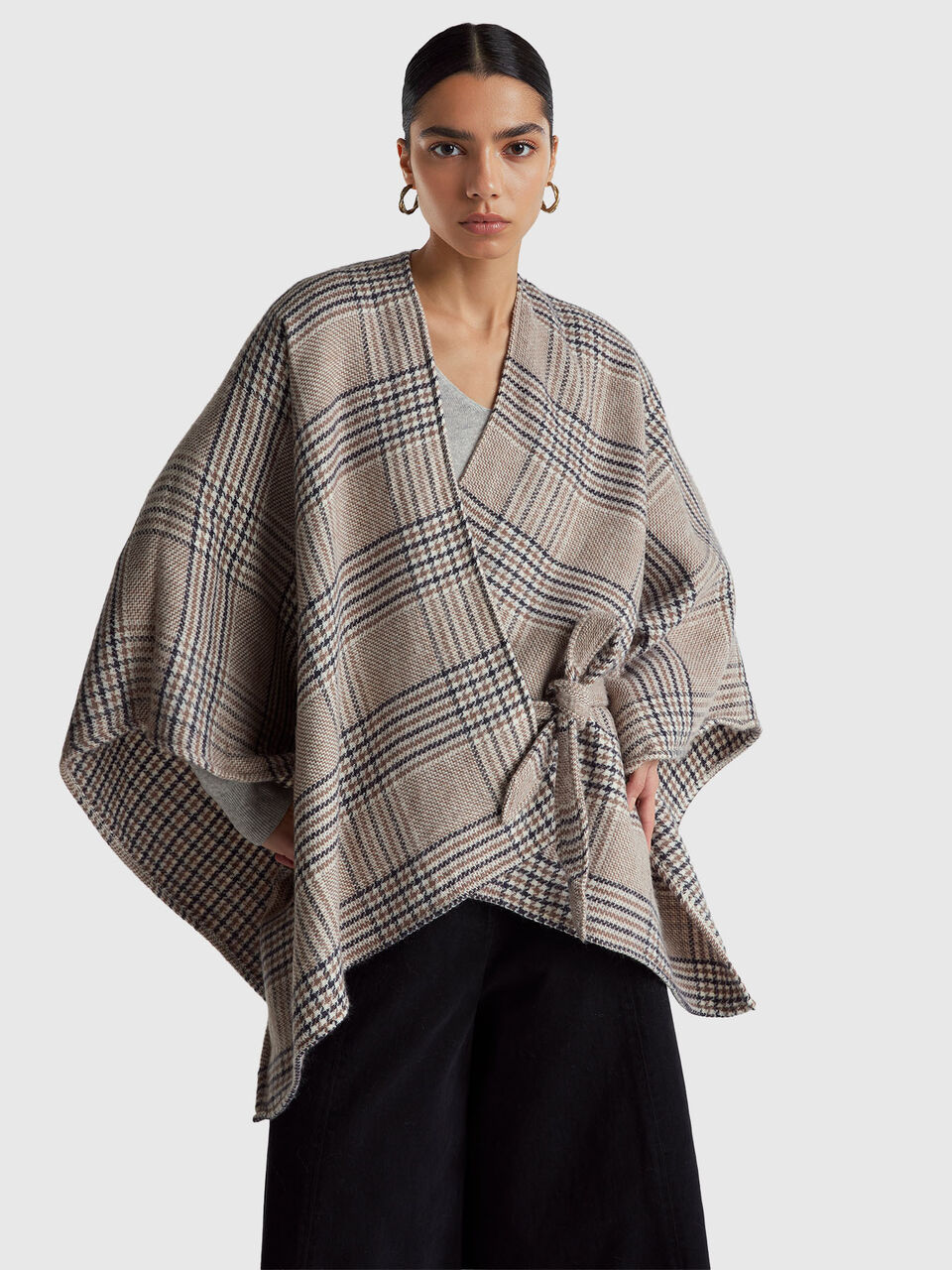 CAPE Women image number null