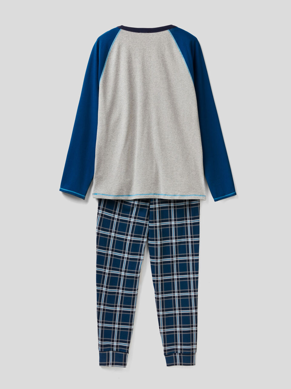 Cotton pyjamas with patterned trousers image number 2