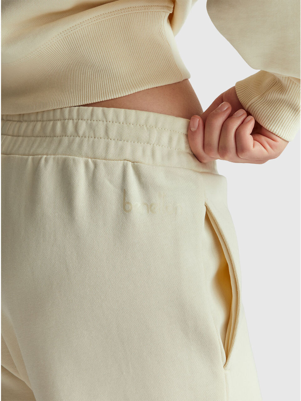 TROUSERS Women image number null