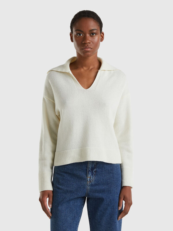 Women's V-Neck Sweaters New Collection 2024 | Benetton