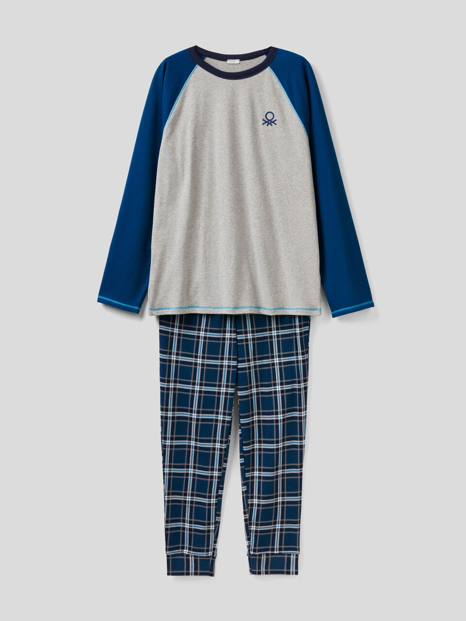 Cotton pyjamas with patterned trousers image number 1