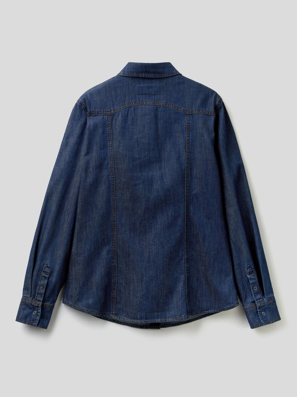 Western style denim shirt image number 2