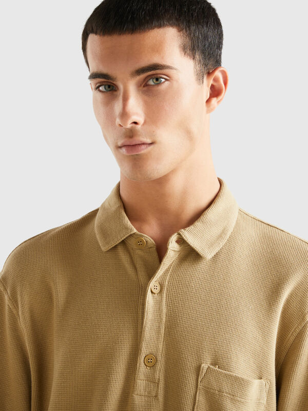 Polo with pocket and relaxed fit