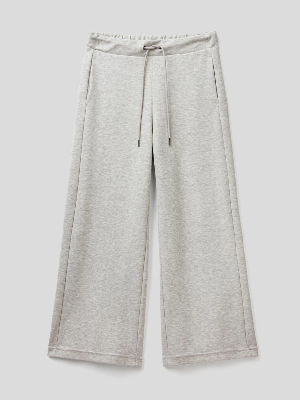 Cropped solid color sweatpants image number 1