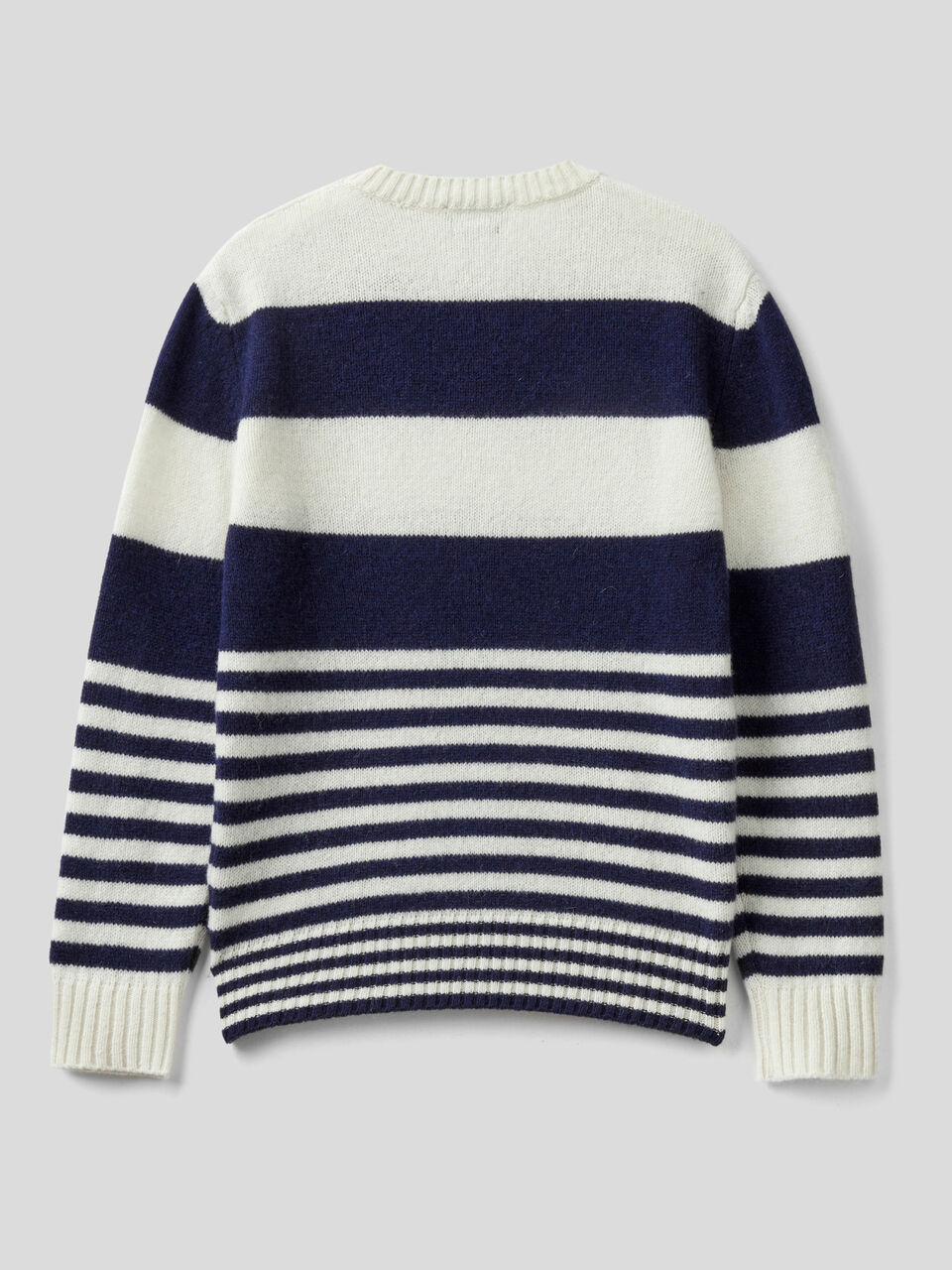 Sweater in pure Shetland wool image number 2