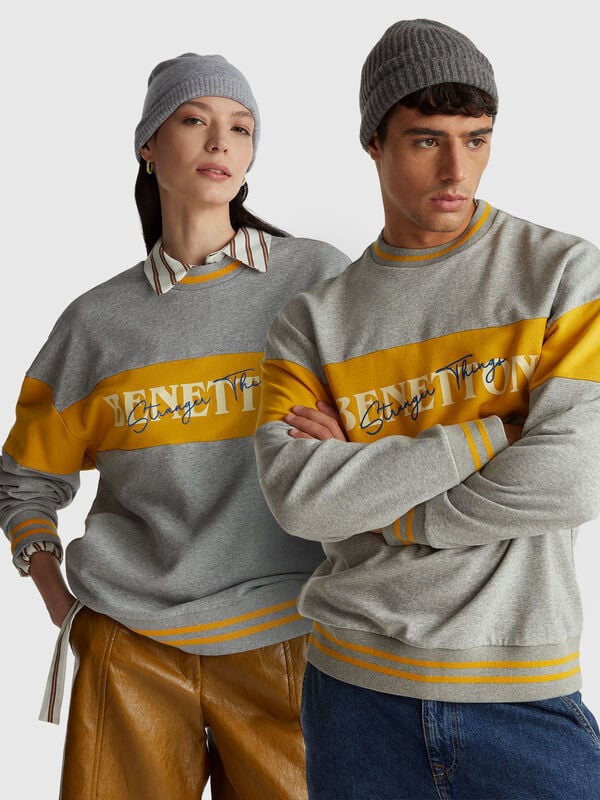 Stranger Things color block sweatshirt