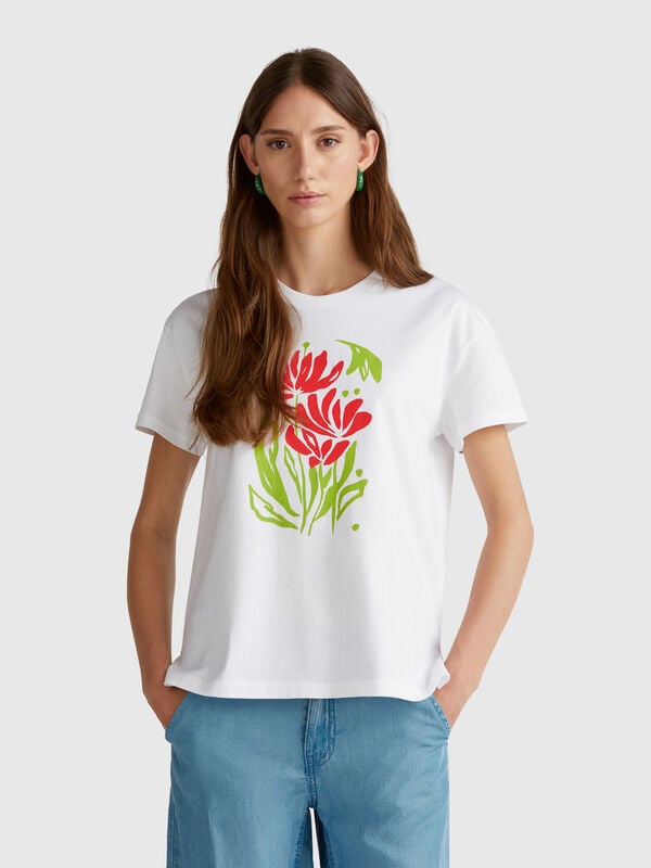 Regular fit t-shirt with floral print Women