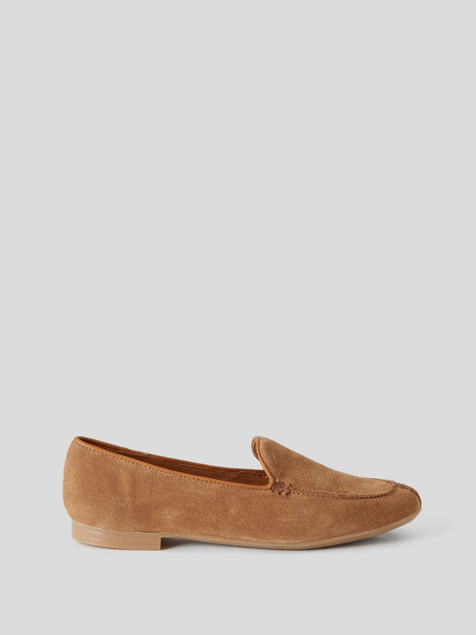 Chamois leather moccasins image number null