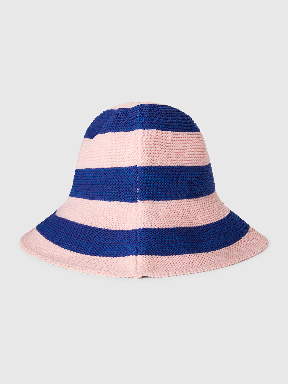 HAT Women image number 2