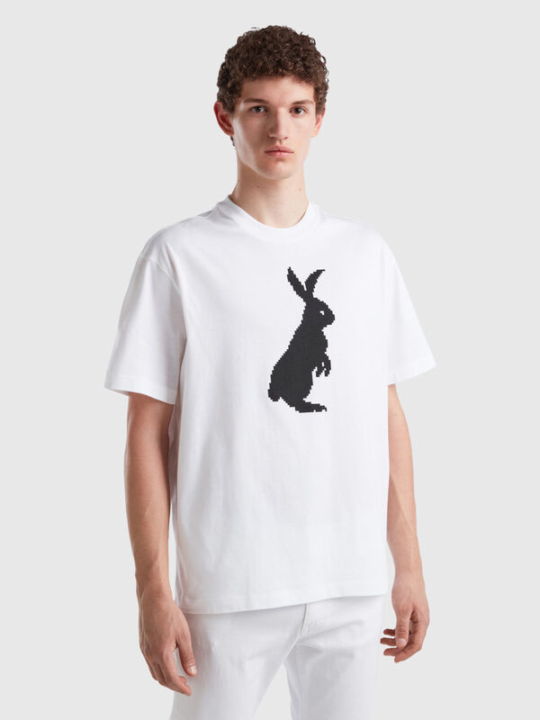 White t-shirt with bunny print