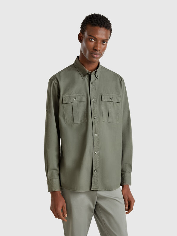 Slim fit button down shirt Men