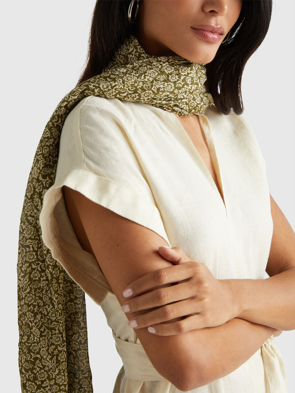 SCARF Women image number null