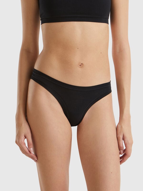 Underwear in super stretch cotton. Women