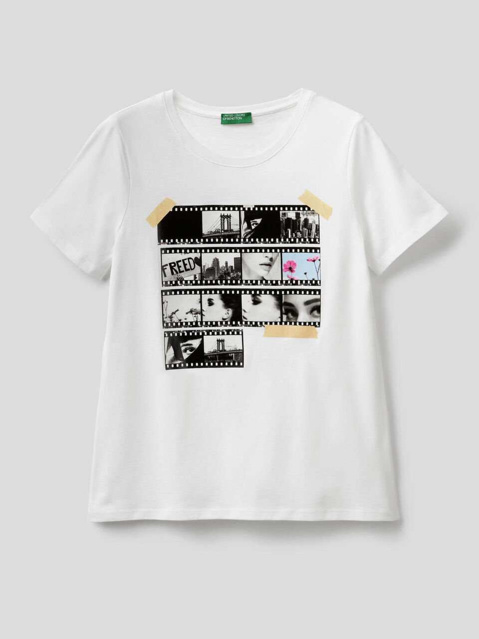 100% cotton t-shirt with film roll print image number 1