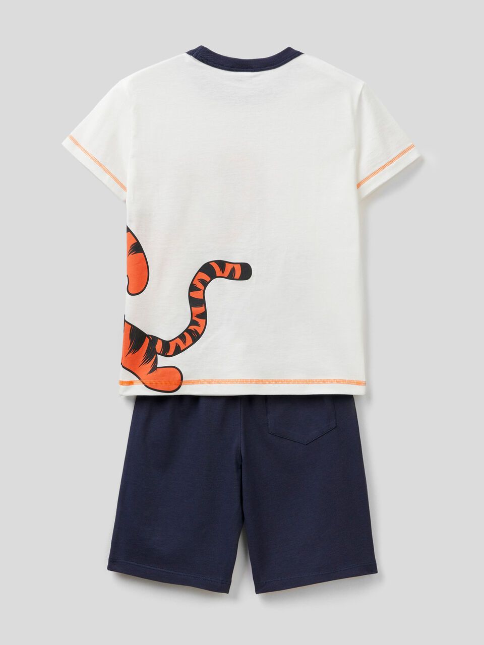 Tigger & Friends pyjamas image number 2